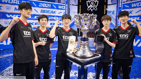 TES战胜iG成功晋级LPL三号种子将征战2025全球总决赛